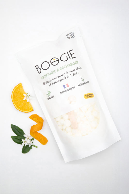 Nouvelle recharge bougie parfumée Fleur d’oranger BOOGIE au parfum solaire et délicat.